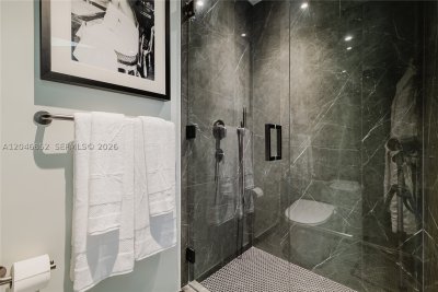 Aluguel de apartamento no E11EVEN Hotel & Residences 4907A