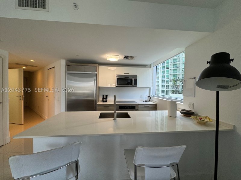Apartment for rent at Brickell House Condo 901