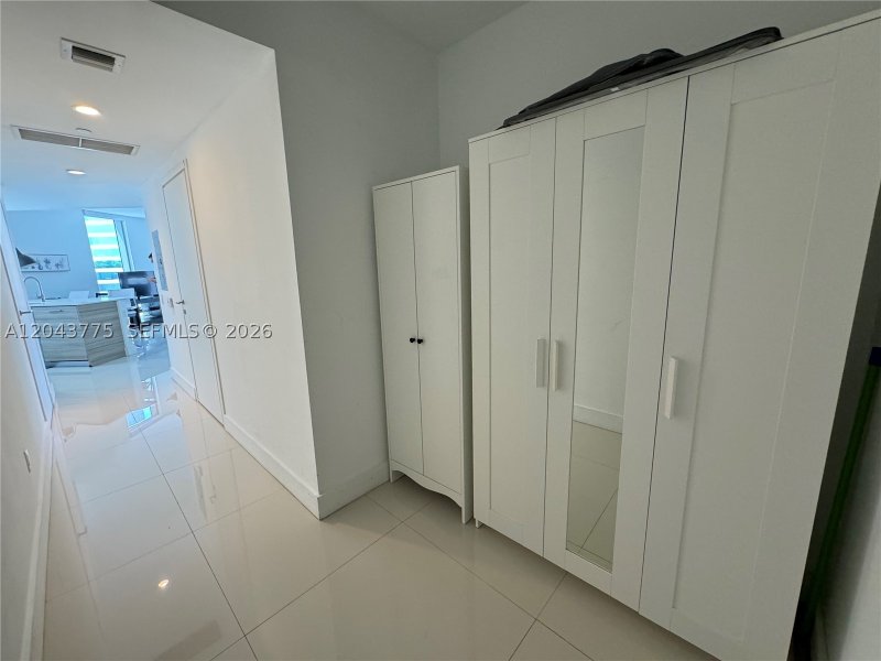 Apartment for rent at Brickell House Condo 901