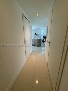 Alquiler de apartamento en Brickell House Condo 901