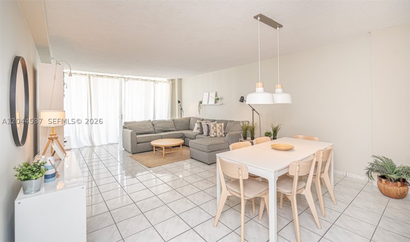 Condo for sale at Pavilion 1517