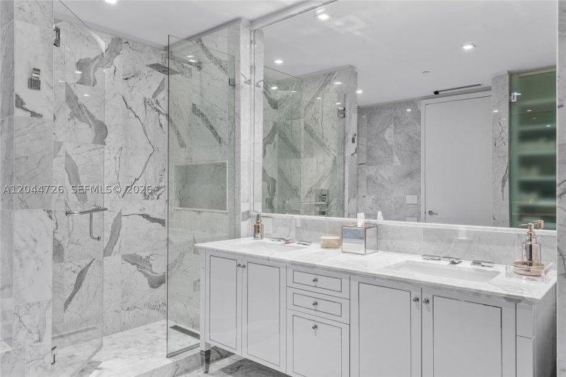 Apartment for rent at FENDI Chateau Residences 605