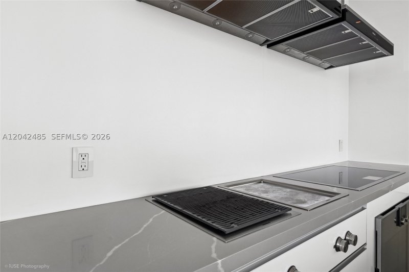 Comprar apartamento no Five Park Miami Beach 4401