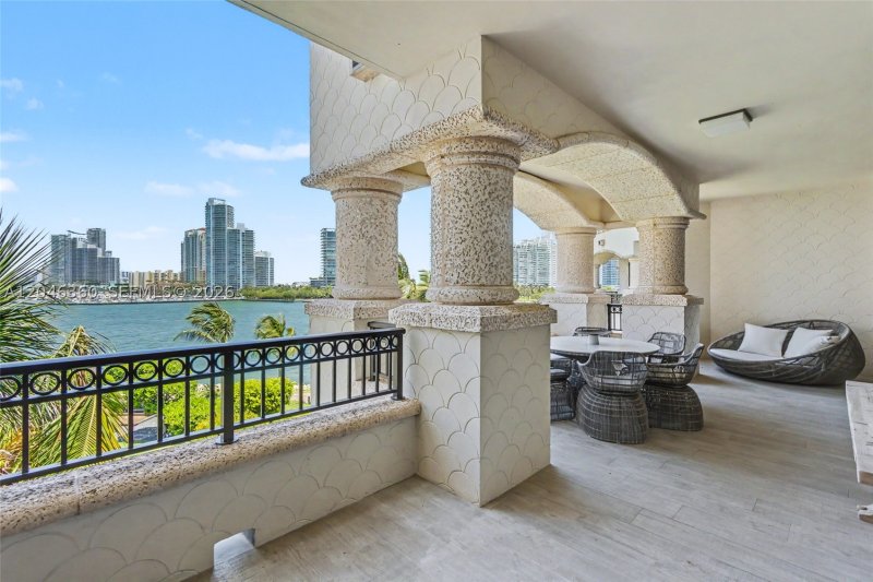 Condo for sale at Palazzo Del Sol 7042