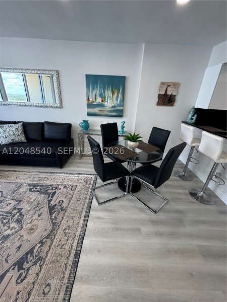 Alquiler de apartamento en The Wave Condo PH05