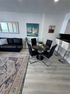 Alquiler de apartamento en The Wave Condo PH05