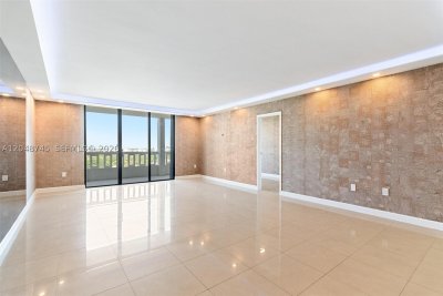 Aluguel de apartamento no Balmoral Condo 11-O