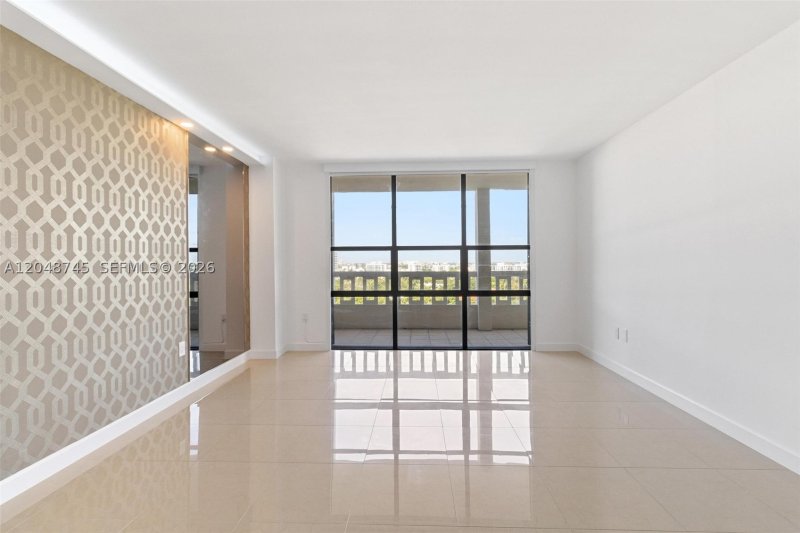 Apartment for rent at Balmoral Condo 11-O