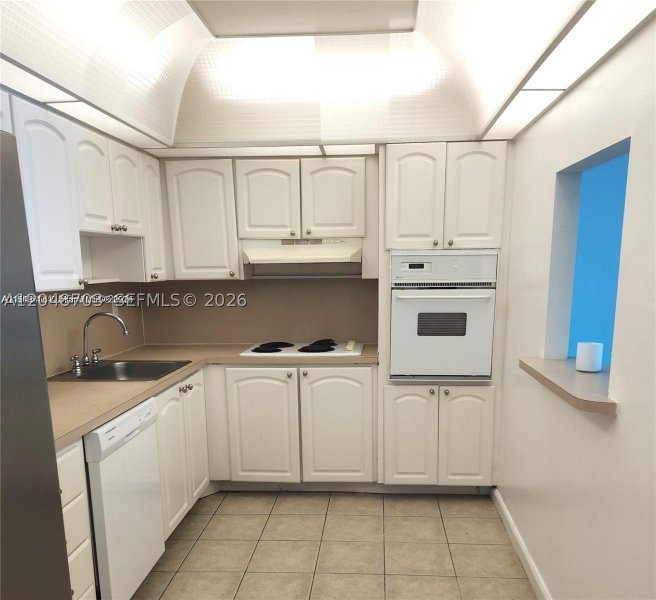 Condo for sale at Ocean Reserve 517