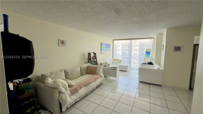 Alquiler de apartamento en Plaza of the Americas 907