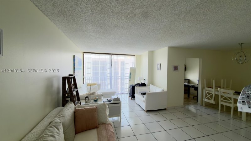 Alquiler de apartamento en Plaza of the Americas 907