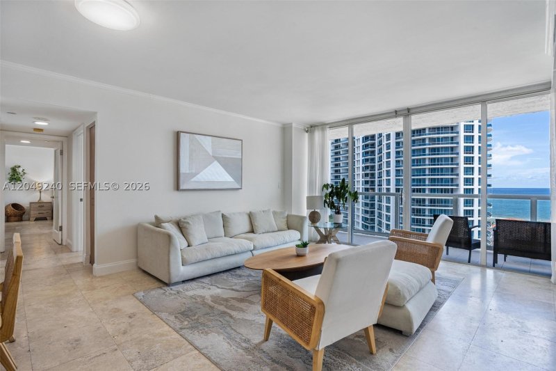 Apartment for rent at Grandview 1406