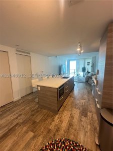 Comprar apartamento no Paraiso Bay Miami 4205