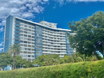 Parkview Point Apt #6B