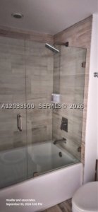 Alquiler de apartamento en Brickell House Condo 2112
