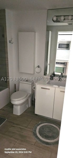 Apartment for rent at Brickell House Condo 2112
