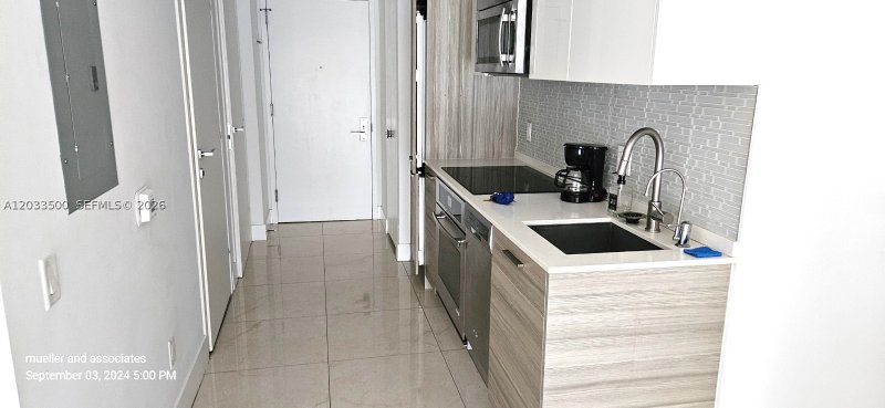Apartment for rent at Brickell House Condo 2112