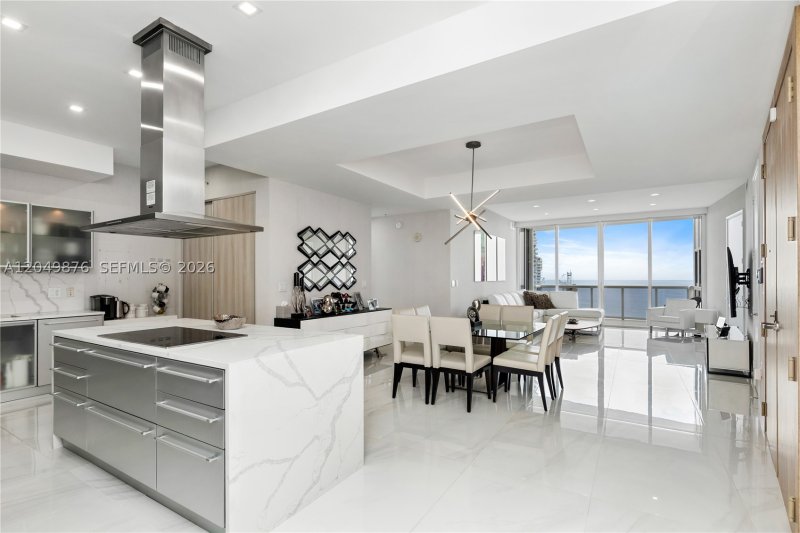 Comprar apartamento no Trump Royale 3504