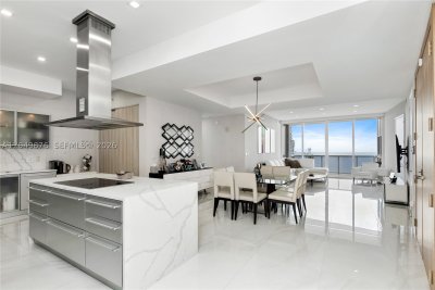 Comprar apartamento no Trump Royale 3504