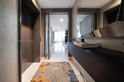 Comprar apartamento en One Paraiso PH5001