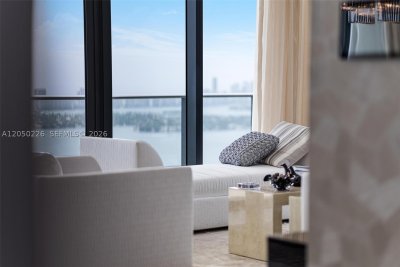 Comprar apartamento en One Paraiso PH5001