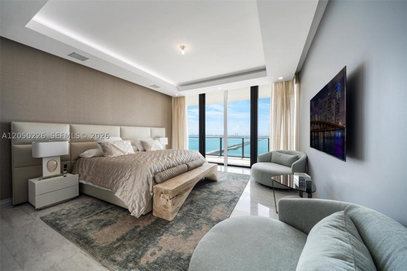 Comprar apartamento en One Paraiso PH5001