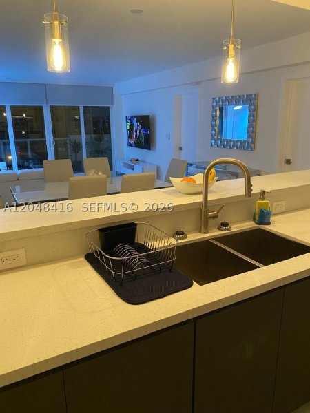 Condo for sale at Pavilion 722