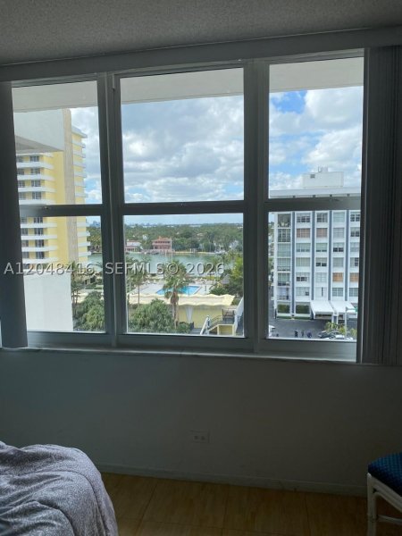 Condo for sale at Pavilion 722