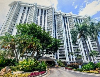 Towers of Quayside 4 Apt #1403