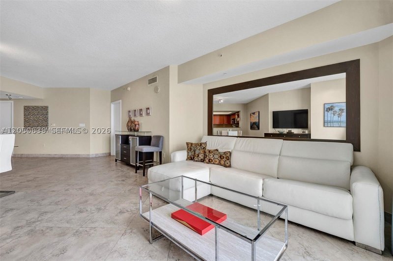 Comprar apartamento no La Perla 1605