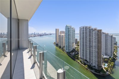 Aluguel de apartamento no Aston Martin Residences 3104