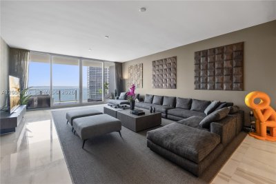 Aluguel de apartamento no Aston Martin Residences 3104