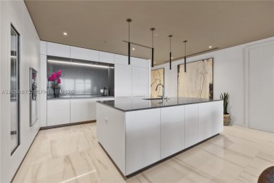 Aluguel de apartamento no Aston Martin Residences 3104