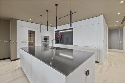 Aluguel de apartamento no Aston Martin Residences 3104
