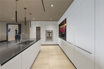 Aluguel de apartamento no Aston Martin Residences 3104