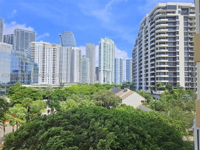 Isola Brickell Key Apt #602