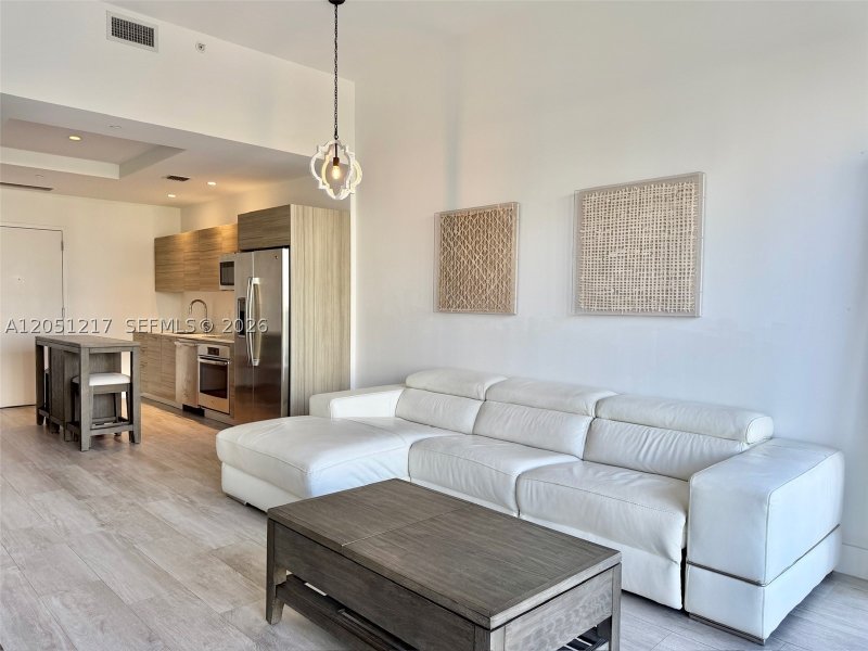 Apartment for rent at Hyde Midtown L605