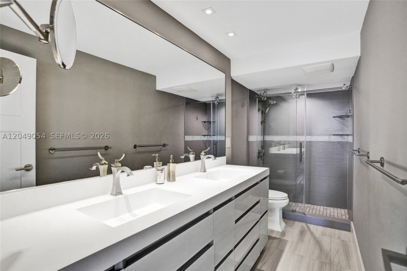 Comprar apartamento en Harbour House 1116