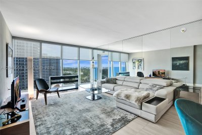 Comprar apartamento en Harbour House 1116
