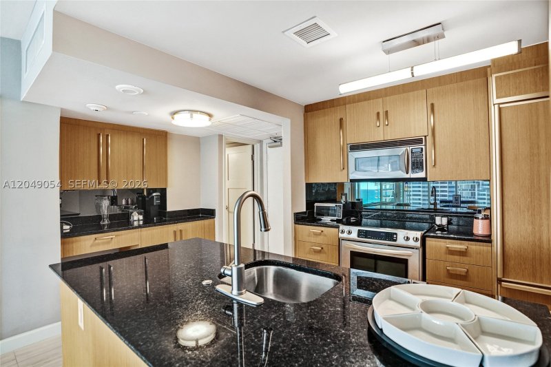 Comprar apartamento en Harbour House 1116