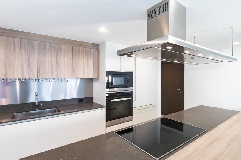 Alquiler de apartamento en Brickell Flatiron 2110
