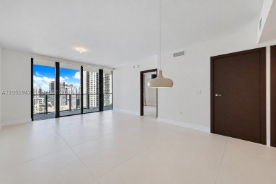 Aluguel de apartamento no Brickell Flatiron 2110