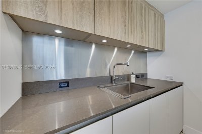 Aluguel de apartamento no Brickell Flatiron 2110
