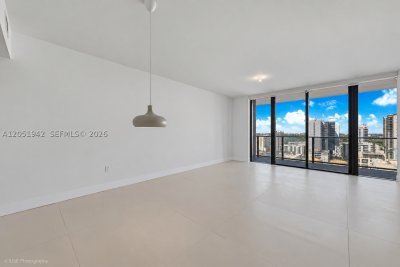 Aluguel de apartamento no Brickell Flatiron 2110
