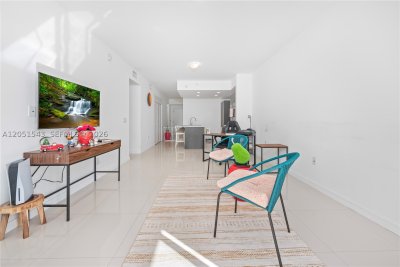 Comprar apartamento no Midtown Doral 422