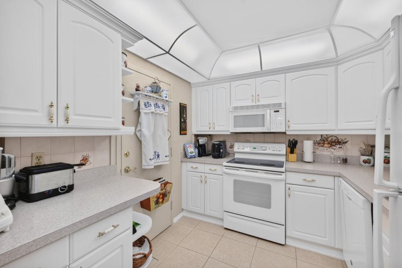 Condo for sale at East Point Towers 1017