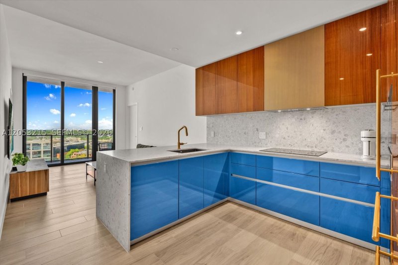 Alquiler de apartamento en MR. C Residences 1605