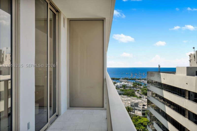 Alquiler de apartamento en MR. C Residences 1605