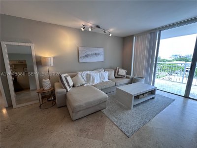 Del Prado South Tower Apt #702