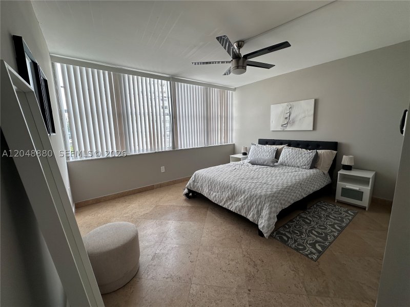 Apartment for rent at Del Prado South Tower 702